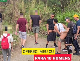 LEVEI 2 AMIGOS HÉTEROS PARA FODER MEU CU EM PÚBLICO, ONDE HOMENS COSTUMAM FAZER CAMINHADA. ENQUANTO CADA UM SE RESERVA PARA COMER MEU CU, UMA PLATEIA DE HOMENS OBSERVA E SE MASTURBAL. gay sex porn malaysia