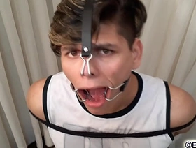 Axel hold up to ridicule Testgagged several times for hold up to ridicule test from Bdman hot public gay porn