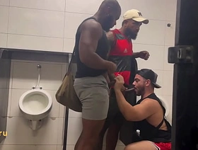 BANHEIRÃO, AVENTURAS DO CARNAVAL DO NURU taiwan leo gay porn