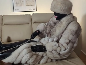 Hermelin - In hole up coat and hat paddling gay japan porn hd