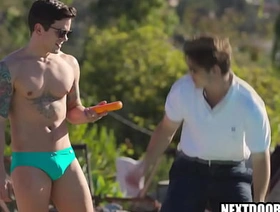 Hot musician Dakota Payne seducing a new pool guy korean gay porn model