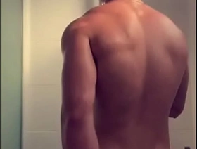 Novinho marrento tomando banho japan gay porn spankbang