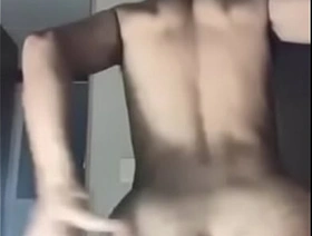 Alex se ante su culito peludo korean gay webcam porn