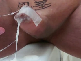 テープ留めで剥けない包茎おちんぽ gay porn thailand handsome