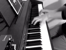 ジャパニーズファッキンピアノプレイ！ gay porn hot sexy