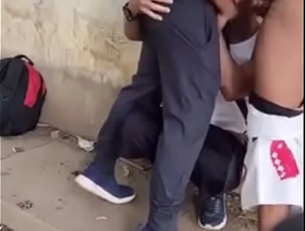 OFERECI O RABO DO MEU AMIGO PARA VARIOS HOMENS hot gay porn kissing movie