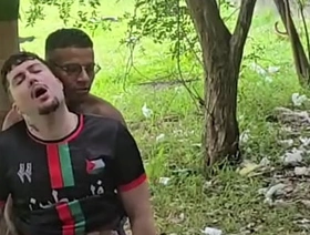 Me perdi no mato e levei rola de dois gostosos (COMPLETO NO RED) korean gay porn kissing