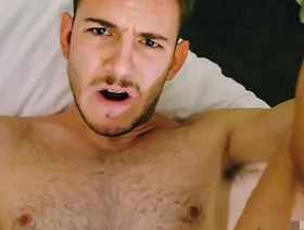 Insistió para que llene su culo de leche! hot gay porn exasperation