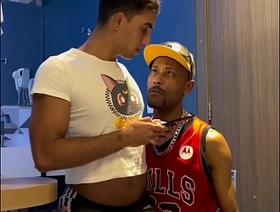 vizinho XXL 26cm comendo vizinha gostosa e afeminada korean students gay porn