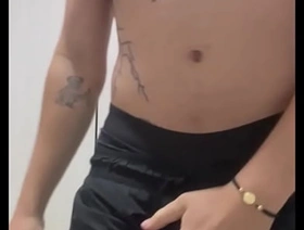 Me gusta venirme a chorros asi se siente mucho mejor, Disfrutalo gay porn blowjob korean