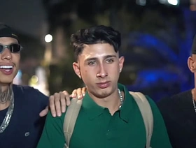 SURUBA COM OS GÊMEOS E COM O MANO, COLOCARAM AS 3 PIROCAS PRA JOGO hot flimsy gay porn