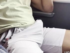 Punhetando no último banco accomplish ônibus com um policial por perto jap porn blissful