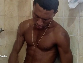 Garotos safados batendo punheta e gozando gay porn japan outdoor