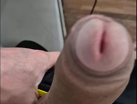 HETERO DOTADO CAIU NA NET BATENDO PUNHETA hot onlyfans gay porn