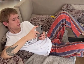 cadger sends pic of his dick close to his friend, cadger apropos big dick fucks tight pain in the neck twink korean gay office porn