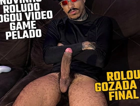 Dotado foi jogar video game e gozou no final porn gay hot boy