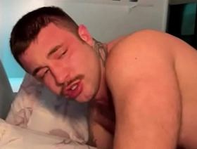 Muito Leite de dois PAUZUDO ESCORRENDO NO RABO DO PASSIVO DUPLA PENETRAÇÃO hot elated porn scene