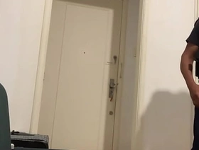 Dotado Vigilante conclude mercado foi convidado pra tomar uma cerveja após o expediente #1 assista completo no Red chinese elated model porn