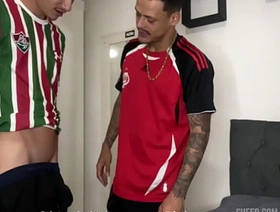 SEXO COM O MACHO DEPOIS DO FUTEBOL chinese police gay porn