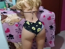 no me pude contener a follar el enorme culo y coño de mi madrastra, ella me dijo que quería mucha leche adentro y que quería quedar preñada lo mas pronto posible chinese model gay porn