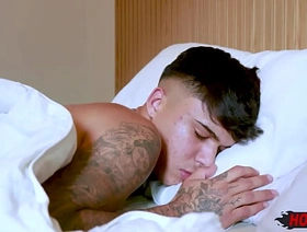 Pirocudo fodendo o amigo ninfeto! gay japan porn school