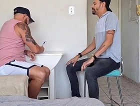 Ele queria apenas fazer o seu trabalho na avaliação física,porém eu acabei comendo e leitando meu professor - Completo no XVIDEOS RED e no SHEER - sheer.com thalesbotelho thailand delighted boy porn