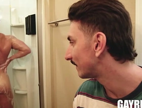 Kyle's Post-Workout Surprise: Michael's Shower Aggro hot gay porn big dick