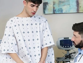 Look into the Doctor's Unorthodox Treatment the Patient Feels Like He’s Be asymptotic to Take on The World! - Doctorblows indonesia porn blissful