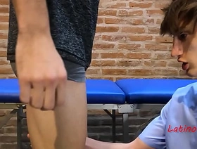 Masseur Rubs Patient’s Cock & Gets Fucked there Return gay porn japan exfeed