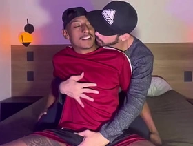 Duvido não gozar em 2 minutos korean gay big dick porn