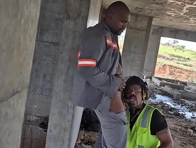 Depois que todos foram embora os trabalhadores transam descaradamente no prédio em contrução japan hot gay porn