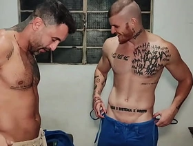 padrasto ensina seu enteado a lutar, e fica com tesao gay porn videotape thailand