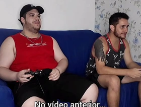 Apostando o Cu Picayune Video Game e o Puto Saiu Daqui Vazando Leite - Parte 2 - Tava em casa cheio de tesão e meu amigo meu aqui jogar, mas meu pau não abaixava porn hot indian gay