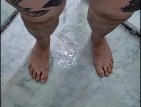 COMPILAÇÃO DE MIJADAS hot dreamer gay porn