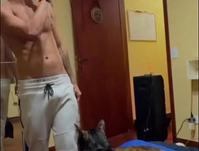 resenha entre hetero em casa acaba em putaria E amassam entre dotados chinese careless bottom porn