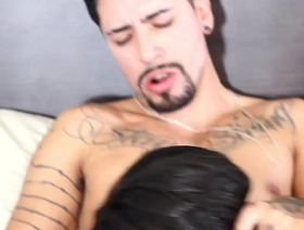 Arrebentando o namorado da minha amiga asian misdirect kneading merry porn