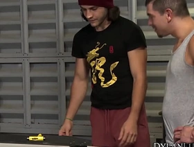 American jocks Jeremy Spreadums and Dante Drackis anal fuck korean gay movie porn