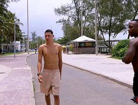 Arrombando o cuzinho do meu fã! korean seegasm gay porn