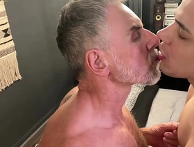 TIAGO GAÚCHO - SILVER DADDY FUCK ME HARD 2 gay porn chinese white