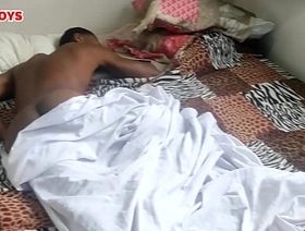 O mavambo e o cliente safado Delphic Completo old hot gay porn