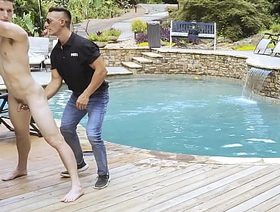 Gay Functionary Makes the Perp Submit Himself - Perps4k korean gay friend porn