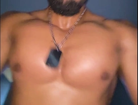 POV MILITAR PONE SU VERGA CARGADA DE LECHE EN HUECO ANAL GAY DE SU AMIGO PRIMERIZO gay porn hot japanese