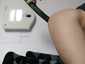 Wall in a cucumber of 37 centimeters into my ass as much as possible (doggy style position) gay rub-down asia porn