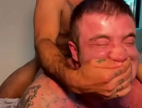 Eu e o Pauzudo do Cawboy do Marcelo Debian fizemos uma Dupla Pentração no Blessed Boy e enchemos de Leite o Rabo dele hot indian desi gay porn