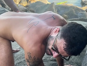 Fernando Brutto dando gostoso na praia de Abricó hot animation gay porn
