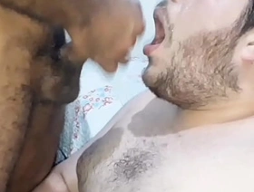 Gordo Chupa Mecânico Peludo e Ele Mete e Goza Na Cara - Parte 3 (COMPLETO NO XVIDEOS RED) gay porn china in life kin