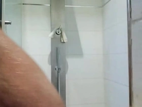 YURI GAÚCHO - PAU DURO E GOZADA NO BANHO korean gay porn abs