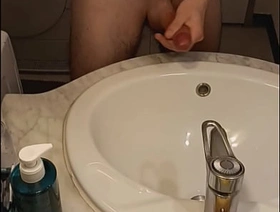 Une bonne branlette d une bonne bite twink japan gay porn