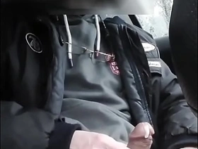 pocket-sized branlette dans la voiture sur une aire de repos, japan orgy gay porn