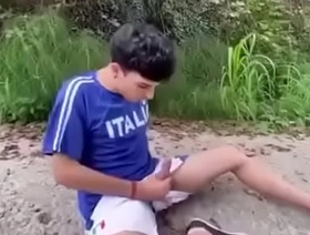 Reforsando amistad korean gay porn vid